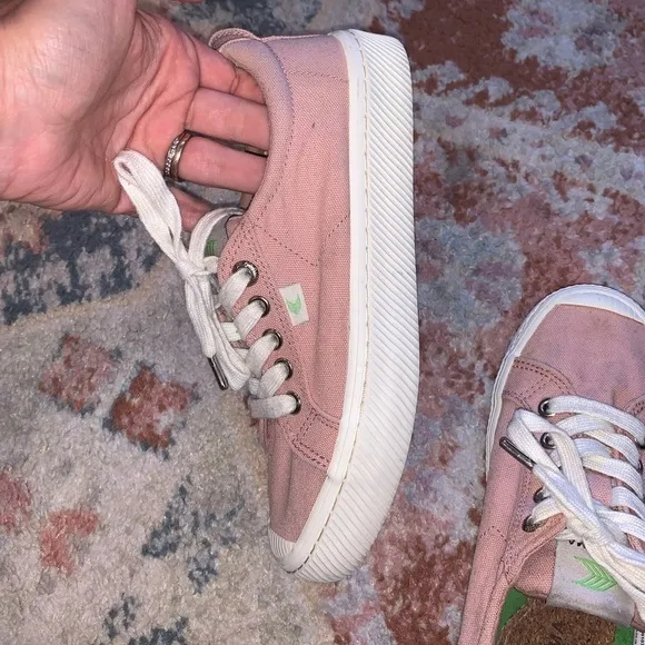 CARIUMA Women’s Rose Pink OCA Canvas Sneakers Recycled Vegan Organic Size 6