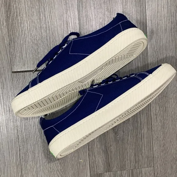 Cariuma x Pantone OCA Canvas Low Top Basic Blue Sneakers size 12 NWT