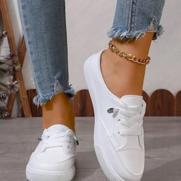 Casual Sports Shoes