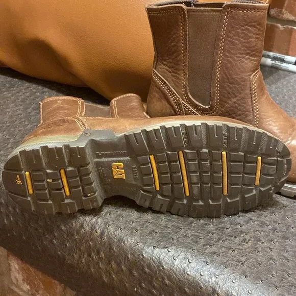 Caterpillar Footwear Women's Freedom Pull on St Construction STEEL TOES size 6