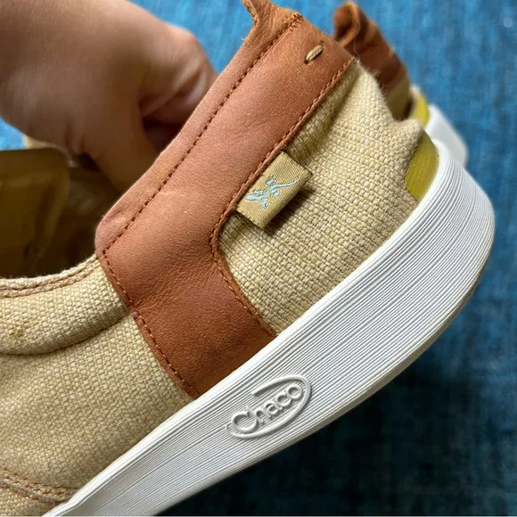 Chaco Davis Canvas Lace Up Casual Sneakers in Tan