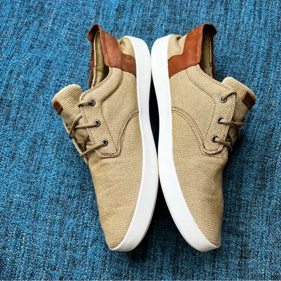 Chaco Davis Canvas Lace Up Casual Sneakers in Tan