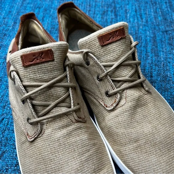 Chaco Davis Canvas Lace Up Casual Sneakers in Tan