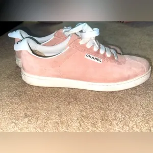 Chanel Pink Suede Casual Shoes