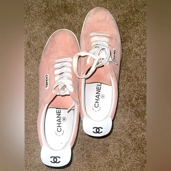 Chanel Pink Suede Casual Shoes