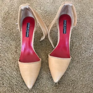 Charles Jourdan pointed toe heels tan sexy heels