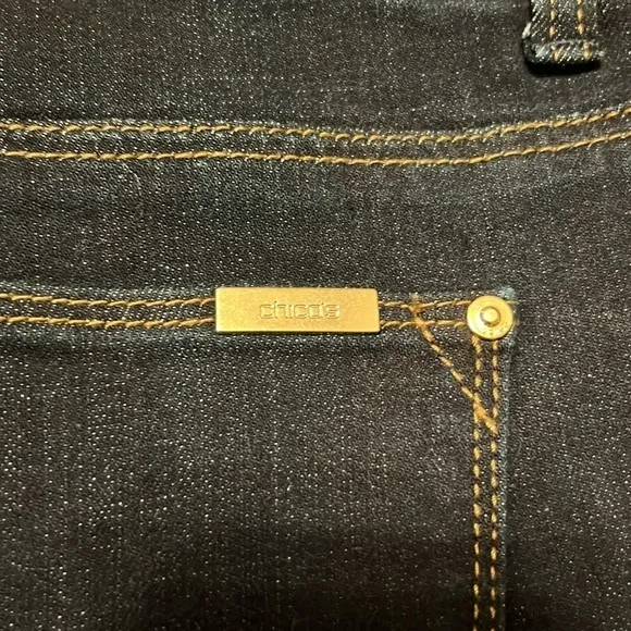 Chico’s So Slimming SZ 4R