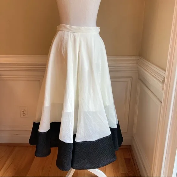 CHICWISH Swing in the Breeze Cream ivory Black Colorblock Full Circle Skirt NWT