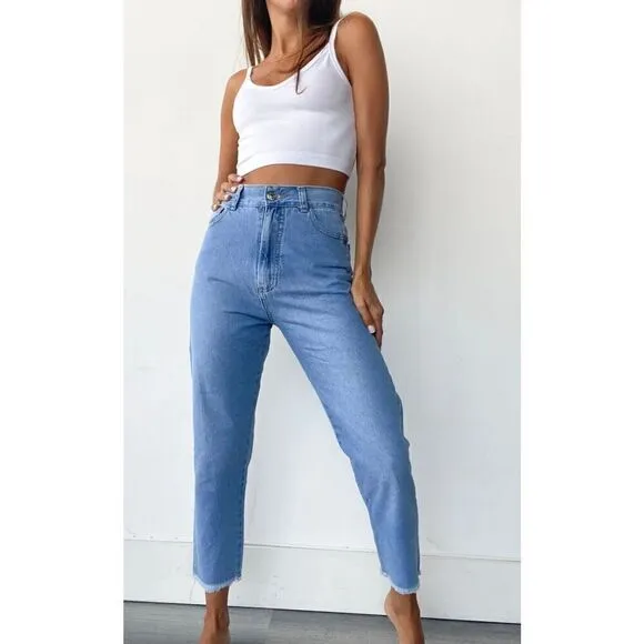 Chipre Mom Jeans NWT