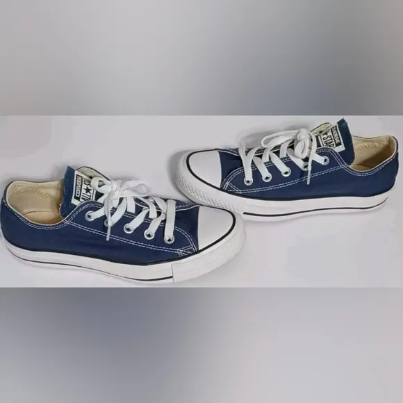 Chuck Taylor All Star Classic Unisex Navy Sneakers Size M 9 W 11 New MSRP $69.99