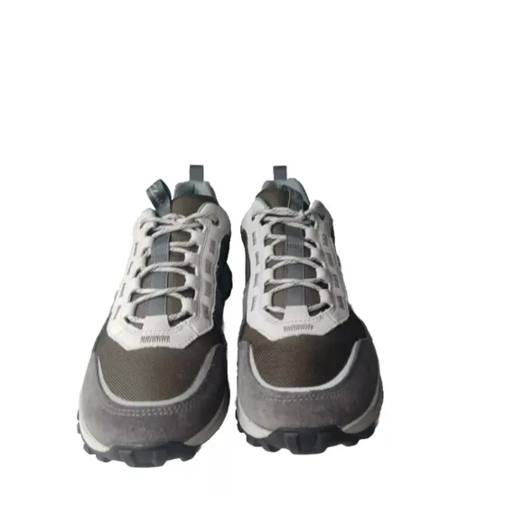 Clarks Men's ATL Trek Walk Waterproof Sneaker Men's Size 12 Shoes All Terrain