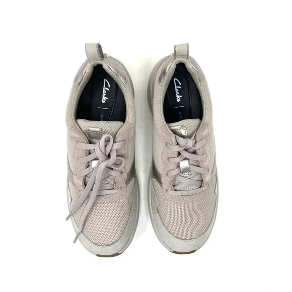 Clarks Wave 2.0 Move Women's Walking Shoes Stone