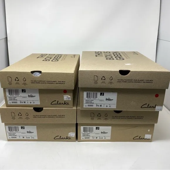 Clarks Wave 2.0 Move Women's Walking Shoes Stone