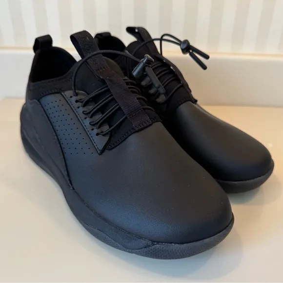 Clove Classic Fluid-Repellent Nurse Shoe Unisex
