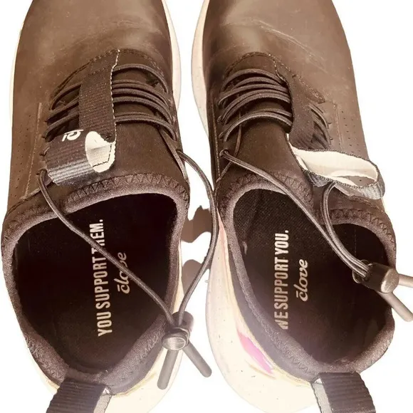 Clove Holographic Limited Edition Sneaker Shoes