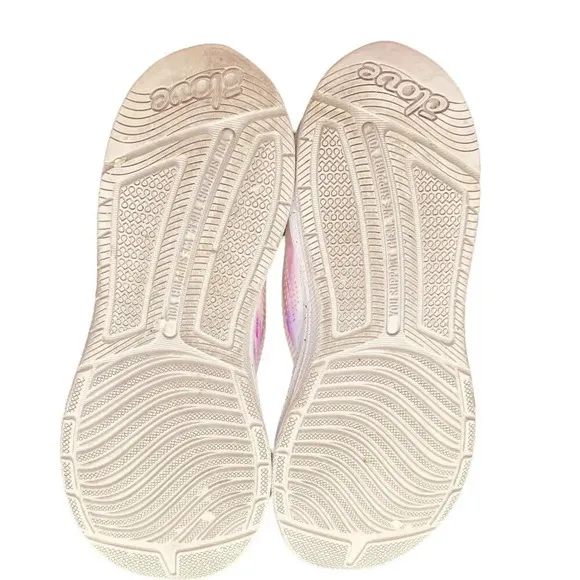 Clove Holographic Limited Edition Sneaker Shoes