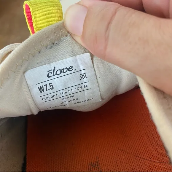 CLOVE Limited Edition Lemon Aid Comfort Shoes Size 7.5