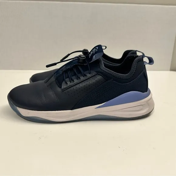 Clove Shoes Classic Navy Healthcare Nursing Comfortable Sneakers Size Women 9.5