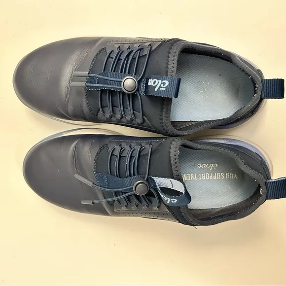 Clove Shoes Classic Navy Healthcare Nursing Comfortable Sneakers Size Women 9.5
