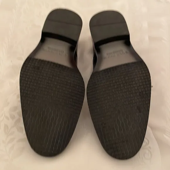 Cole Haan awesome black waterproof oxford, like new (Mlb)