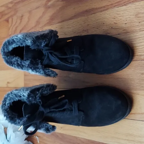 Cole Haan Coralie Black Waterproof Suede Lace-Up Wedge Booties Size 7
