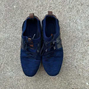 Cole Haan GrandMøtion Sneakers Mens 9.5s Navy In/Peony Woven Casual Shoes C27735