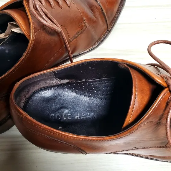 Cole Haan Men's Brown Leather Dress Shoes Size 9