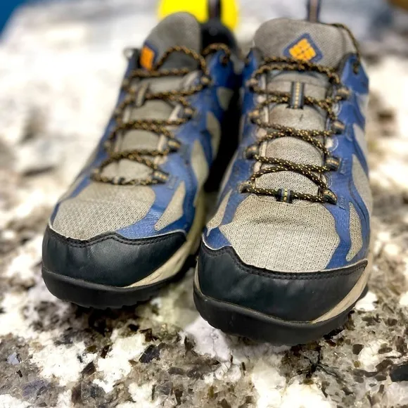 Columbia Hiking Shoes men’s size 7