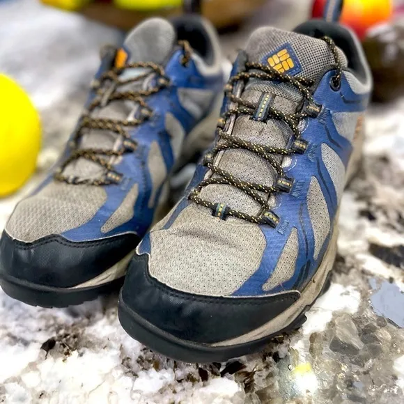 Columbia Hiking Shoes men’s size 7