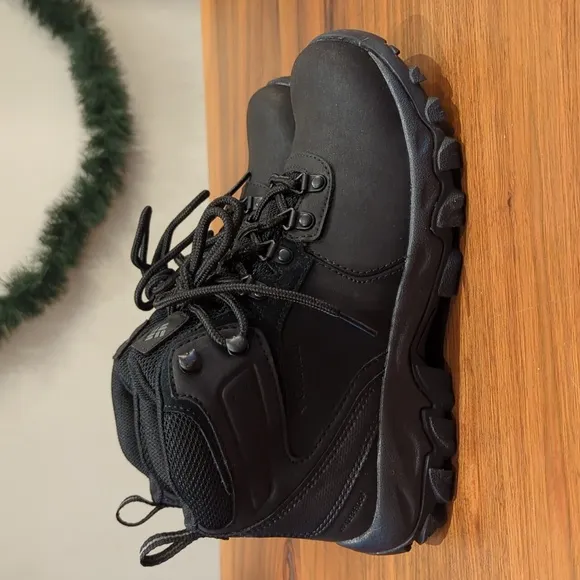 Columbia Newton Ridge Plus II Waterproof Hiking Boots Men's 7