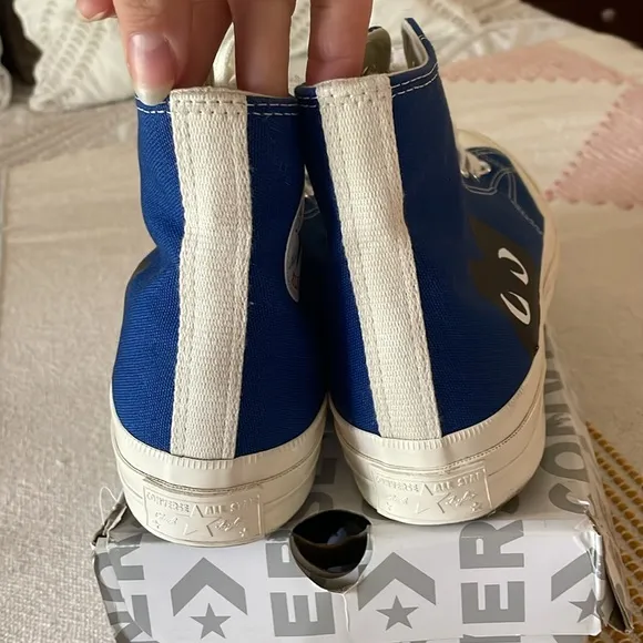 Comme des Garçons PLAY Blue Converse Half Heart Chuck 70 Sneakers