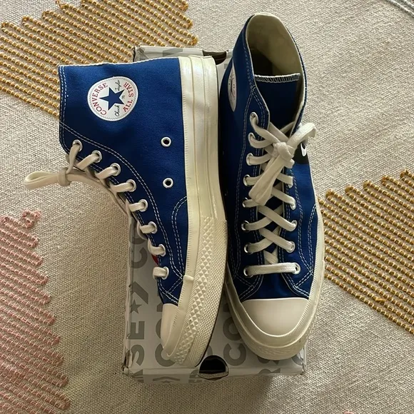 Comme des Garçons PLAY Blue Converse Half Heart Chuck 70 Sneakers