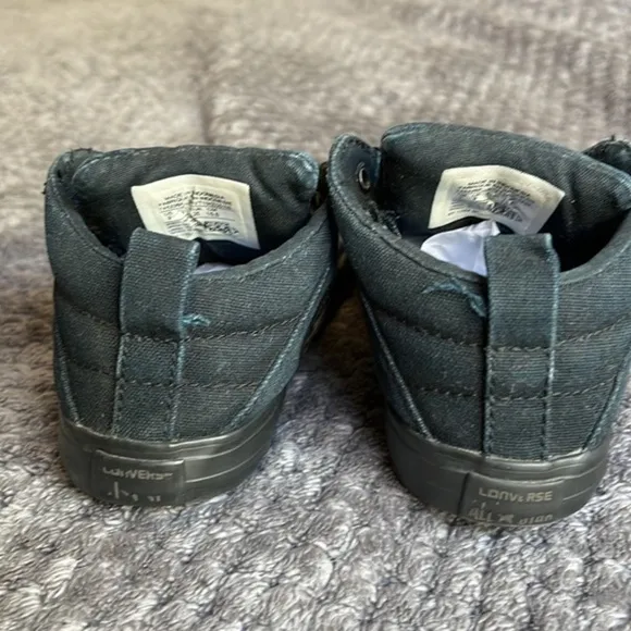 Converse All Star Black Canvas Sneakers Sz 9 EUC #3150