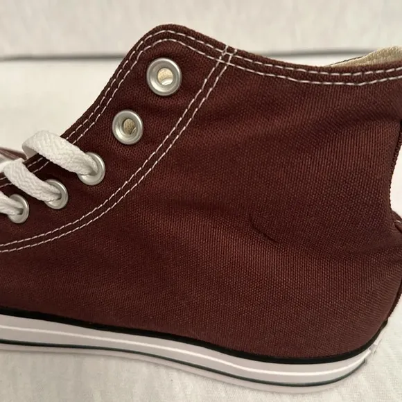 Converse All-Star High Top Canvas Eternal Earth/White/Black Women’s 10 Men’s 9