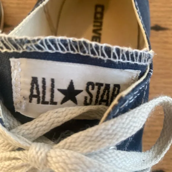 Converse all star Navy Canvas Sneakers men’s 12 Preowned‎