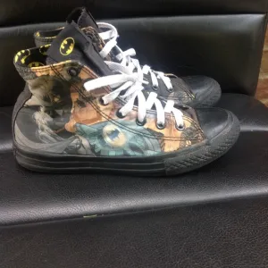 Converse batman canvas roll top sneakers size 3