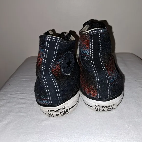 Converse Black and White High-Top Sneakers with Canvas Upper Size 9