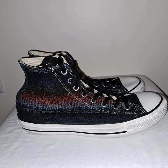 Converse Black and White High-Top Sneakers with Canvas Upper Size 9