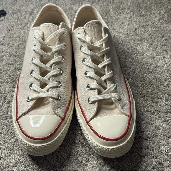 Converse Chuck 70 Low Top Classic Sneakers tan beige streetwear retro throwback