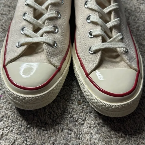 Converse Chuck 70 Low Top Classic Sneakers tan beige streetwear retro throwback