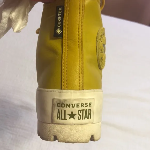 Converse Chuck Taylor All-Star Gore-Tex leather high top sneakers.  Size 7