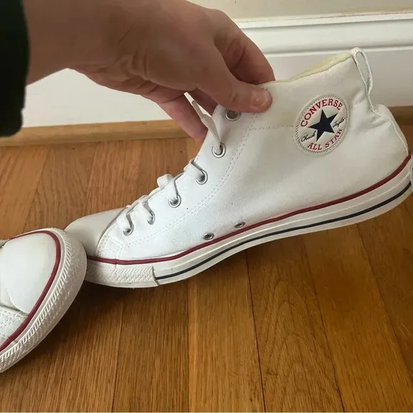 Converse Chuck Taylor All Star Men’s Street Canvas Mid Top Sneakers Size 12