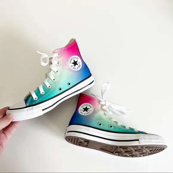 Converse Chuck Taylor All Star Ombre Rainbow High Top Sneakers Women's 5 NWOB