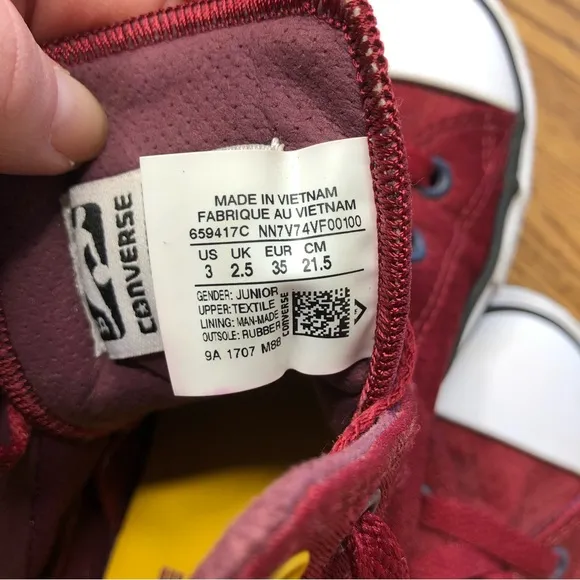 Converse Chuck Taylor NBA Cleveland Cavaliers Sneakers