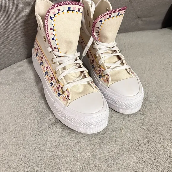 Converse Cream Floral Platform Sneakers