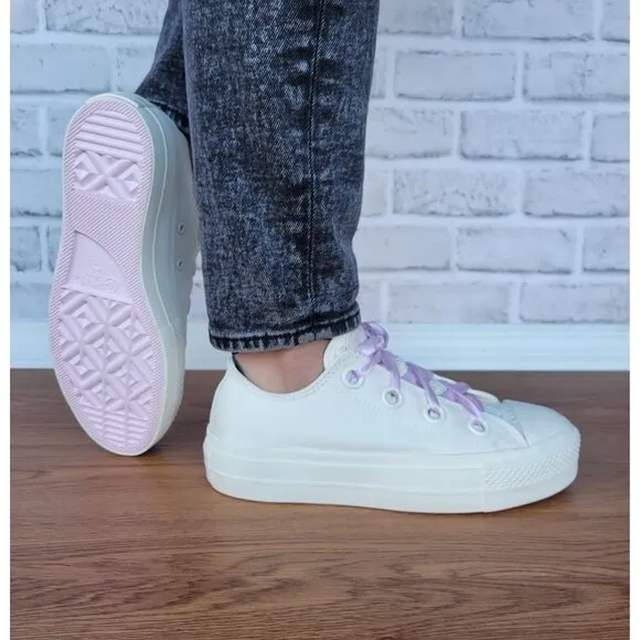 ⭐Converse Ctas Lift OX Low 7 Women Shoes Embroidered Floral Purple Cream A10301C