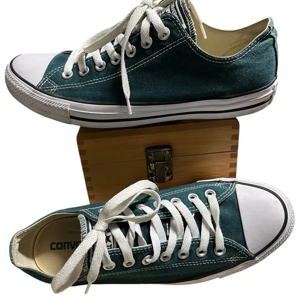 Converse CTAS Ox Midnight Clover/White/Black Canvas Unisex Sneakers M-8.5 W-10.5