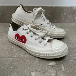 Converse‎ Play Comme des Garcons Low Top Sneakers Women 8 (Mens 6) Ivory Canvas