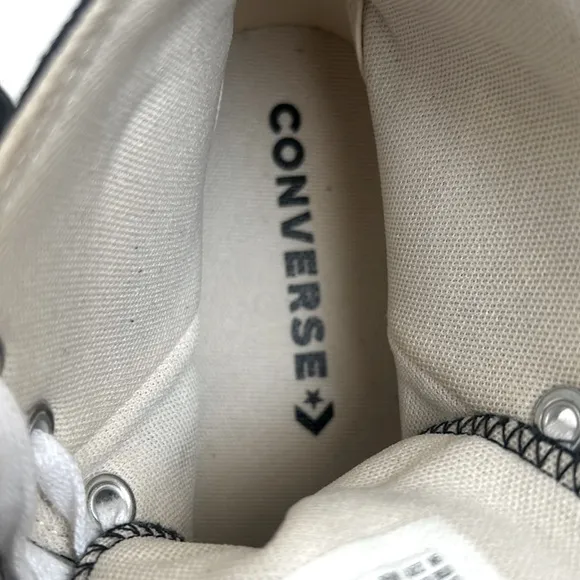 CONVERSE size 8 black canvas platform sneakers