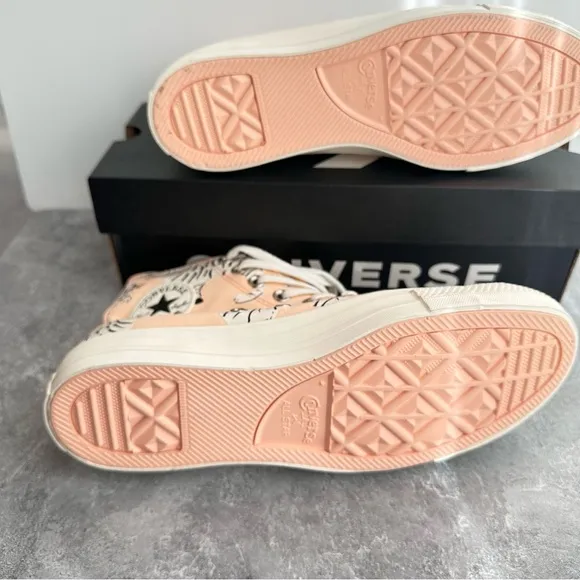Converse Tiger Hi-Tops EUR 42 Women’s 10.5 NIB New Sneakers Pink Coral